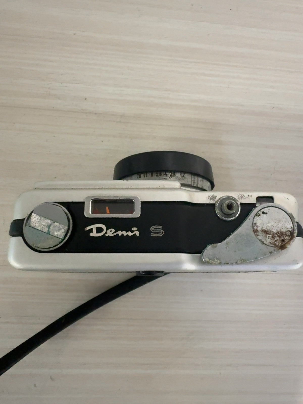 Canon Demi S Half-Frame 35mm Film Camera SH 30mm f/1.7 Lens with Case