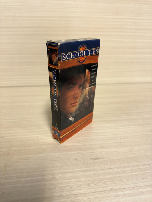 School Ties (VHS, 1992) Matt Damon Paramount Pictures Acceptable