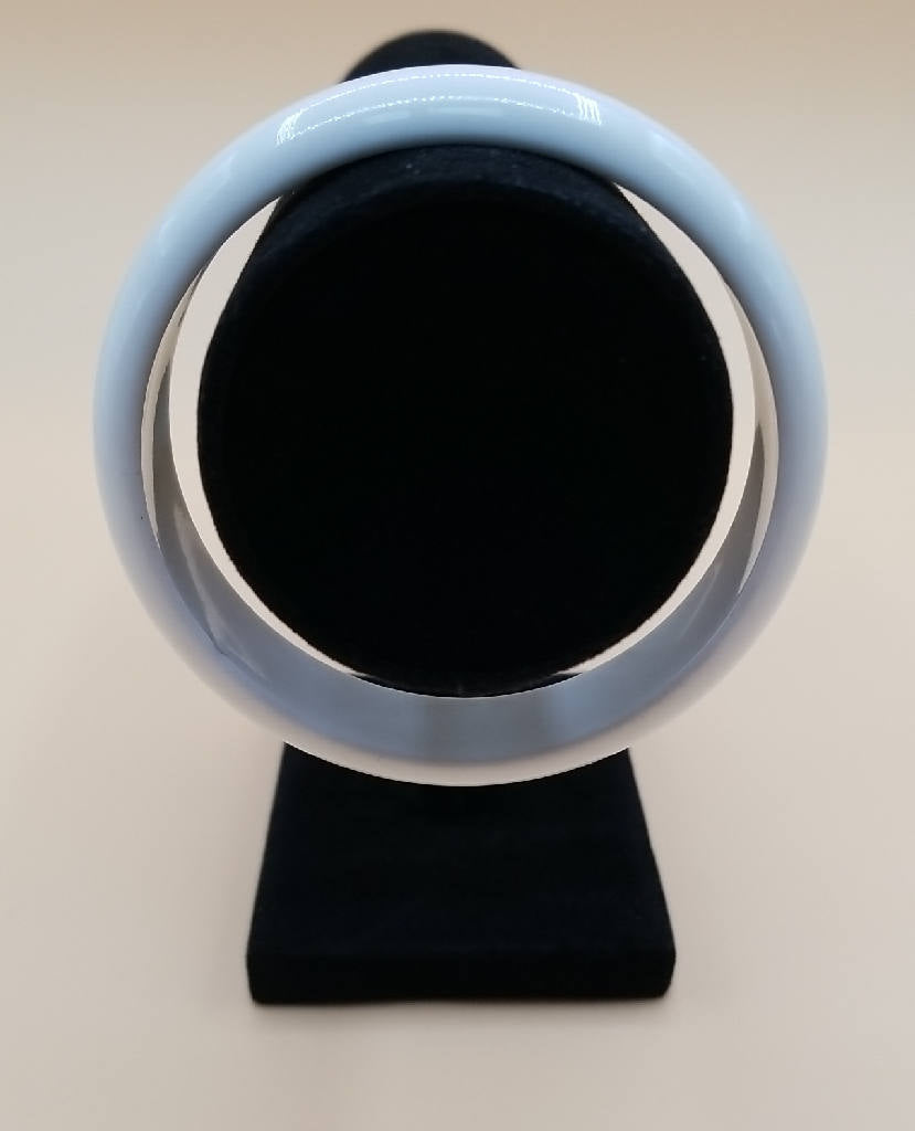 Stunning White Classic Lucite Bangle Bracelet