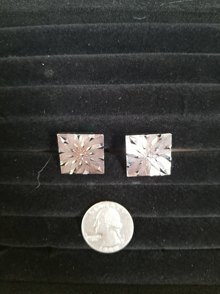 Stunning Vintage Silver-Tone Square Engraved Cufflinks with Floral Design