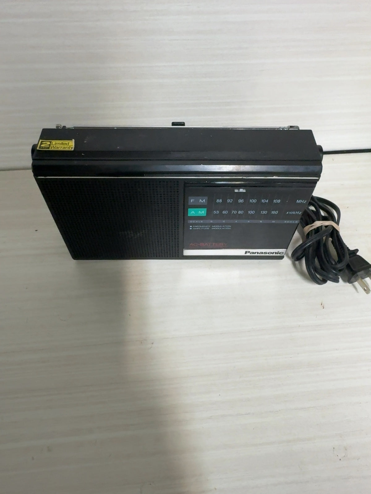 Vintage Panasonic RF-542 AM/FM Portable Radio Battery Or A/C