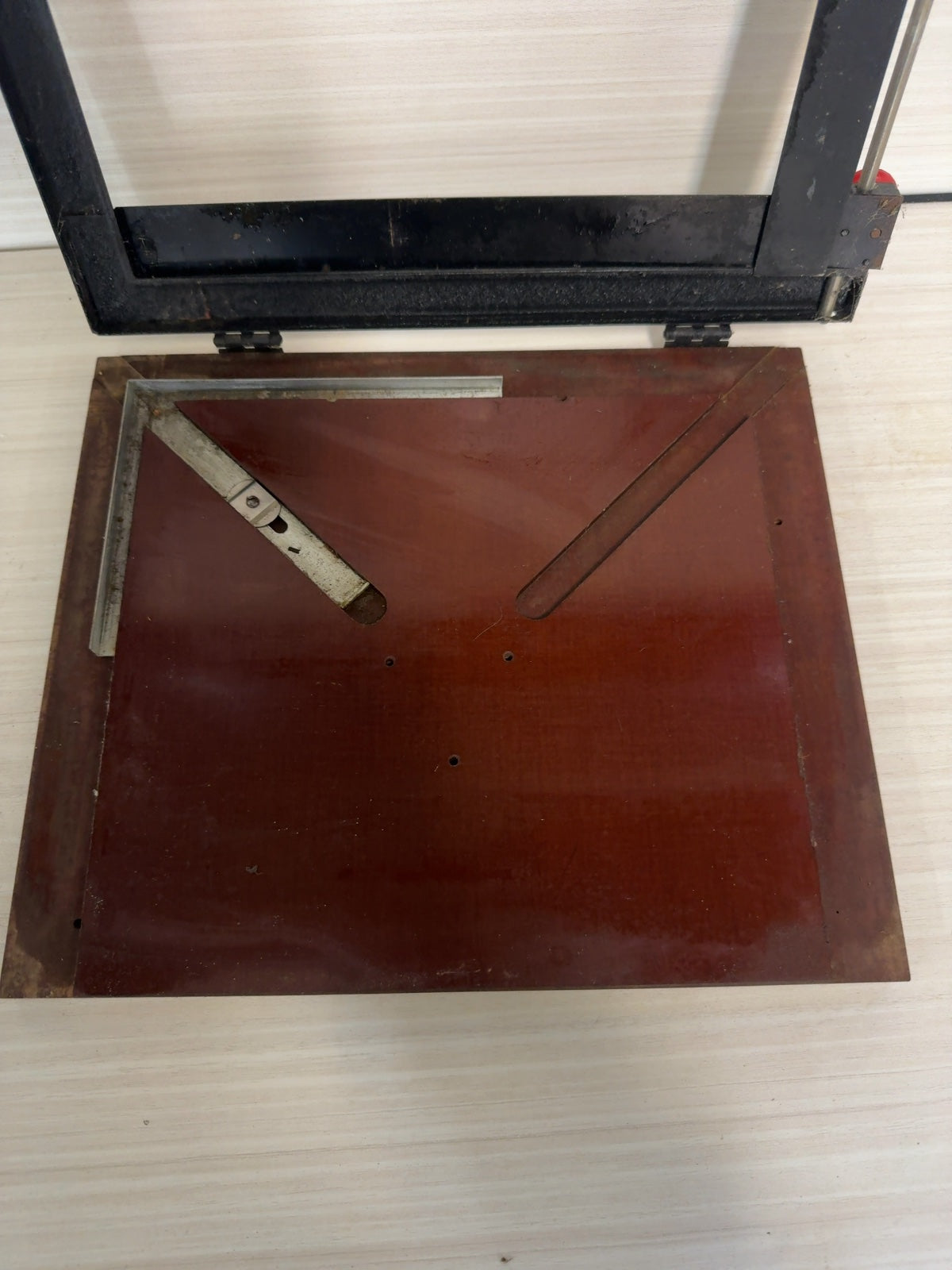 Vintage Darkroom Enlarging Printing Easel with Adjustable Border Guides