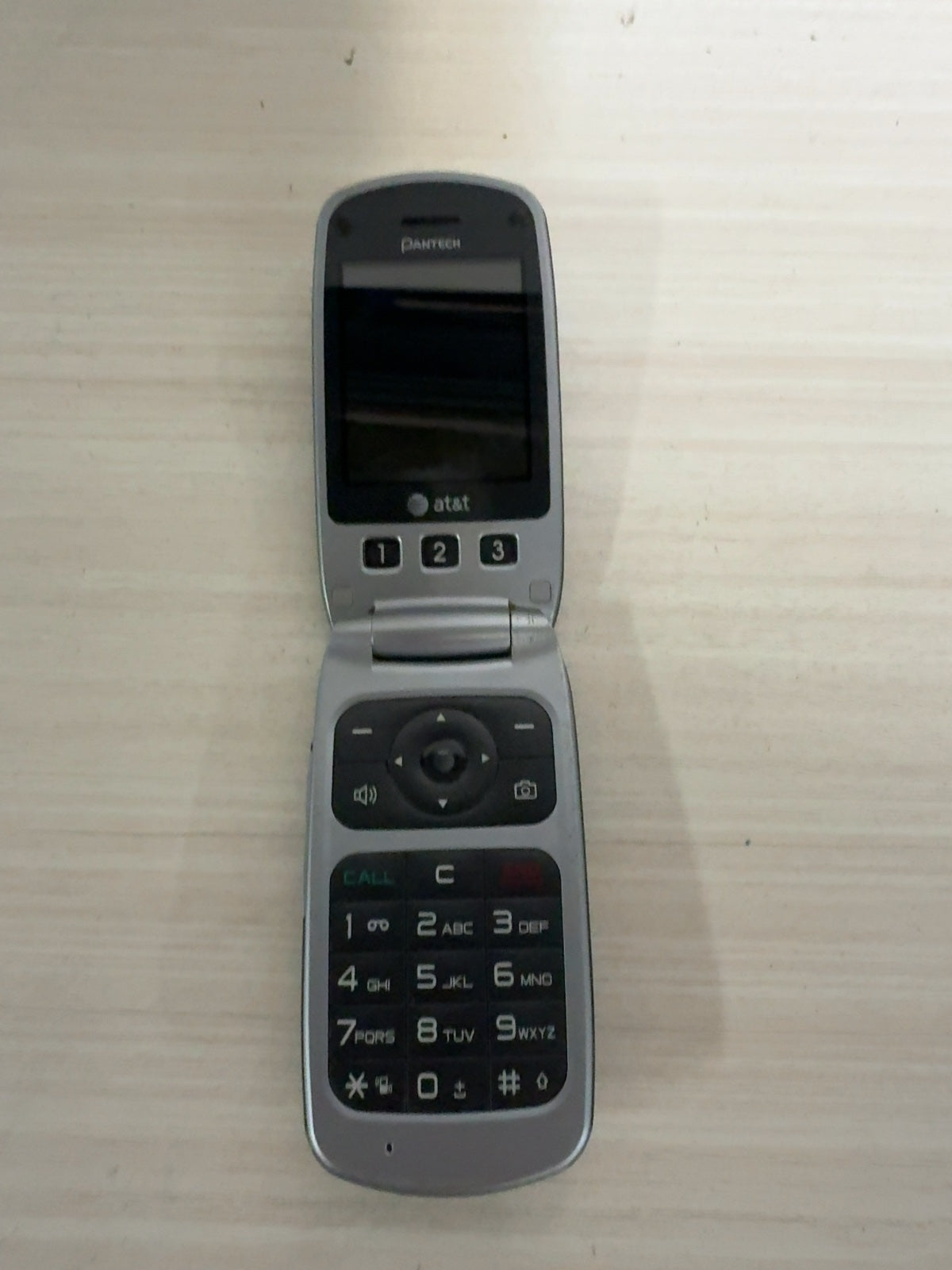 Pantech C520 AT&T Flip Phone Black - Untested
