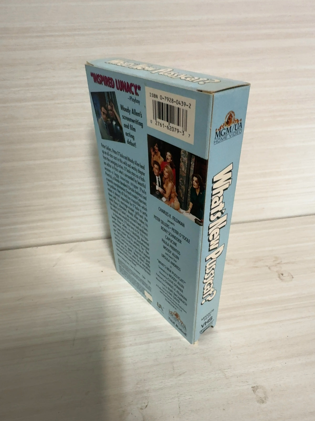 What's Pussycat (VHS) Eléonore Hirt Katrin Schaake MGM/UA Home Video Very Good