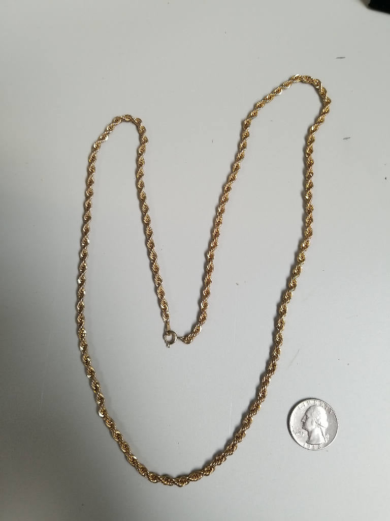 Stunning Vintage Gold Tone Rope Chain Necklace 24 Inch
