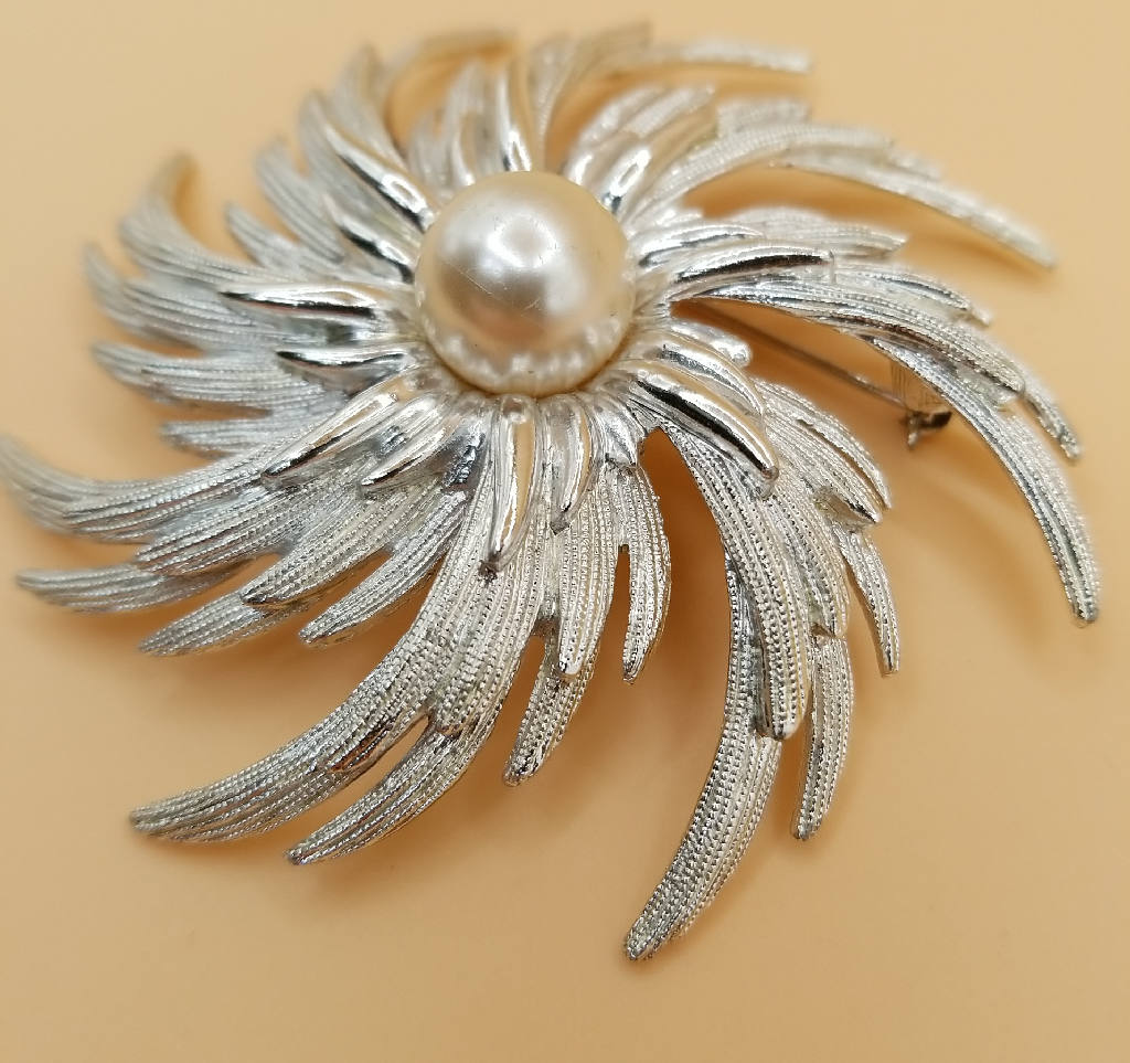 Stunning Silver Tone Swirl Brooch with Faux Pearl Center