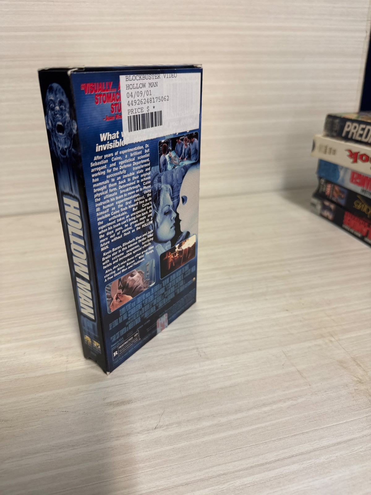Hollow Man (VHS, 2000) Kevin Bacon Columbia TriStar Home Video Very Good