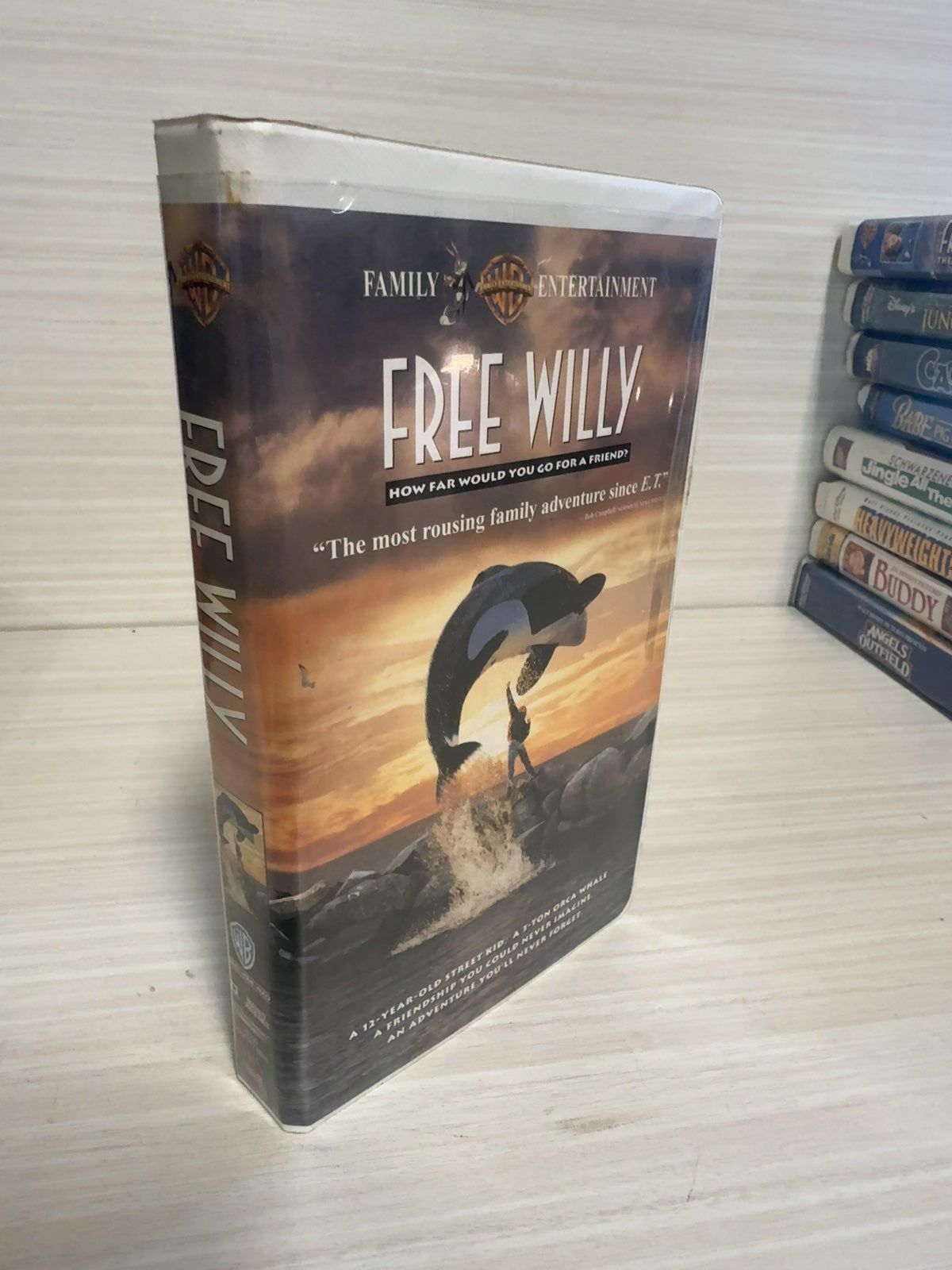 Free Willy (VHS, 1993) Jason James Richter Lori Petty Warner Bros. Very Good