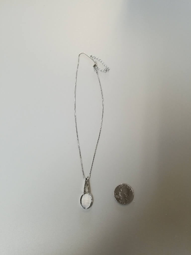Elegant Vintage Silver Necklace with Oval Pendant
