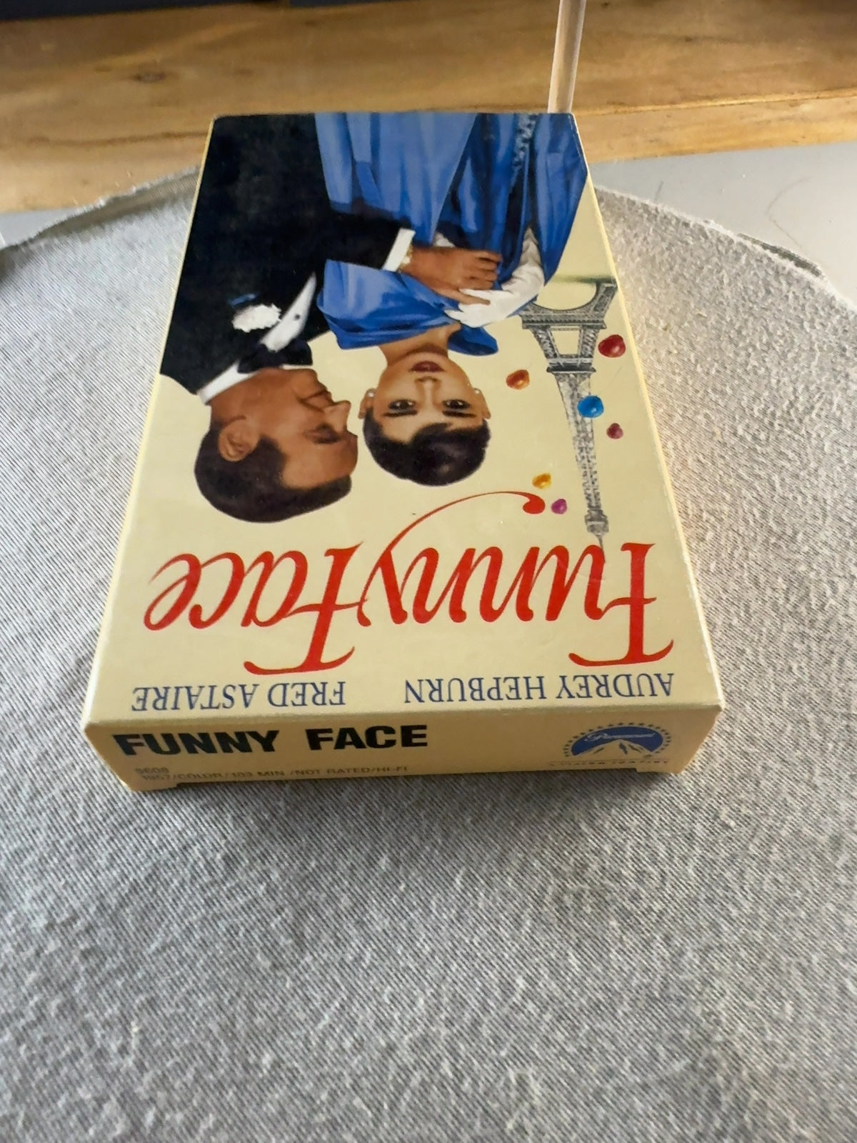 Funny Face (VHS, 1957) Audrey Hepburn Fred Astaire Paramount Pictures Very Good