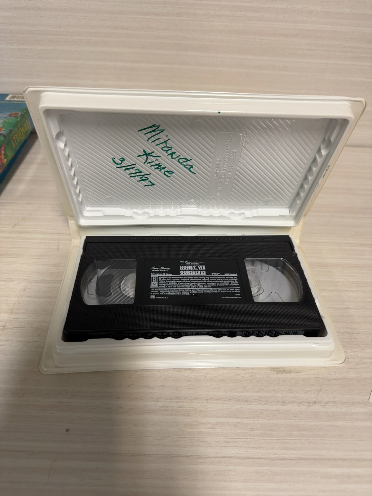 Honey, We Shrunk Ourselves (VHS, 1997) Rick Moranis Walt Disney Acceptable