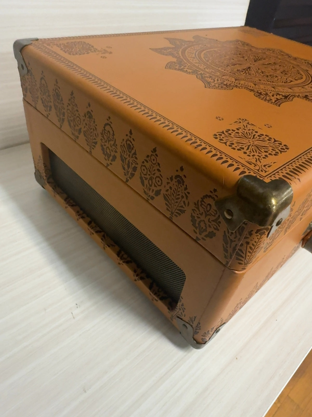 Crosley Portable Suitcase Turntable Record Player Tan Paisley Case Tested