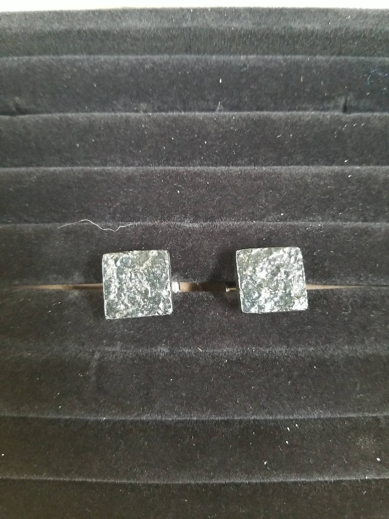 Stunning Vintage Silver-Toned Square Cufflinks