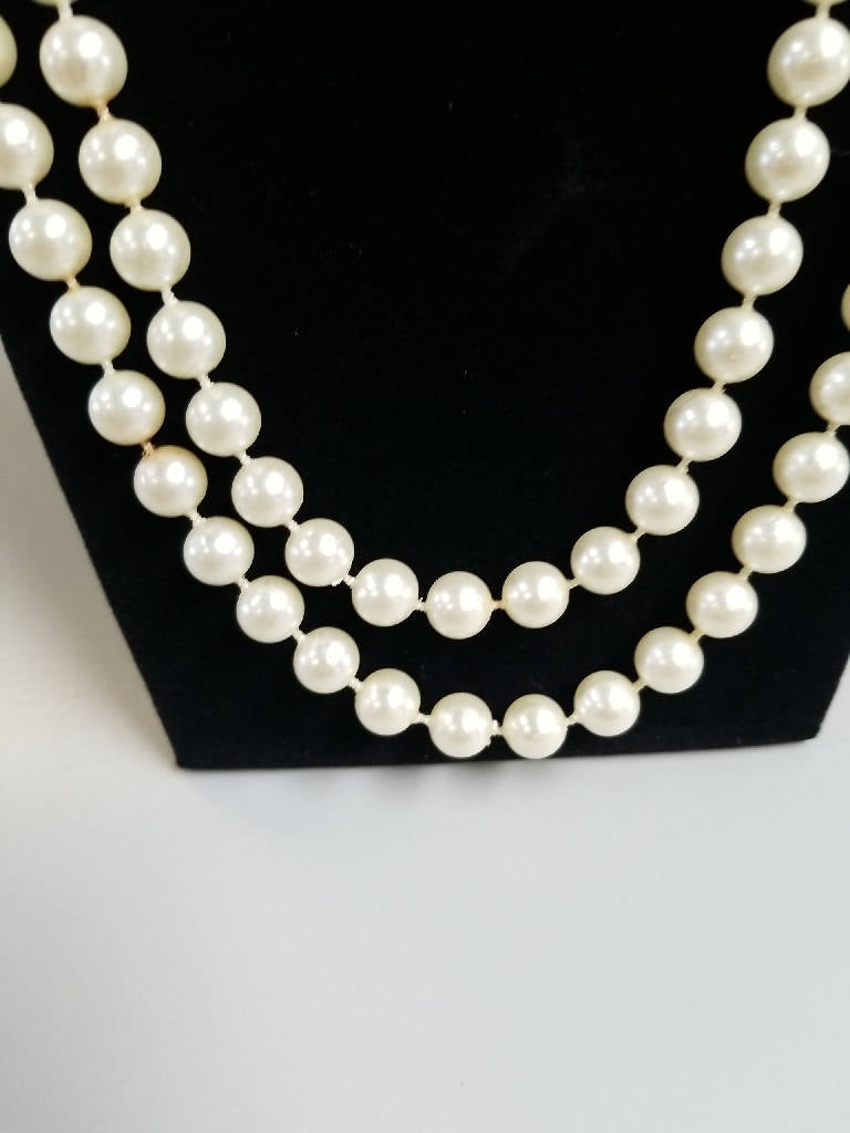 Stunning Vintage Faux Pearl Necklace Long Strand Elegant Classic