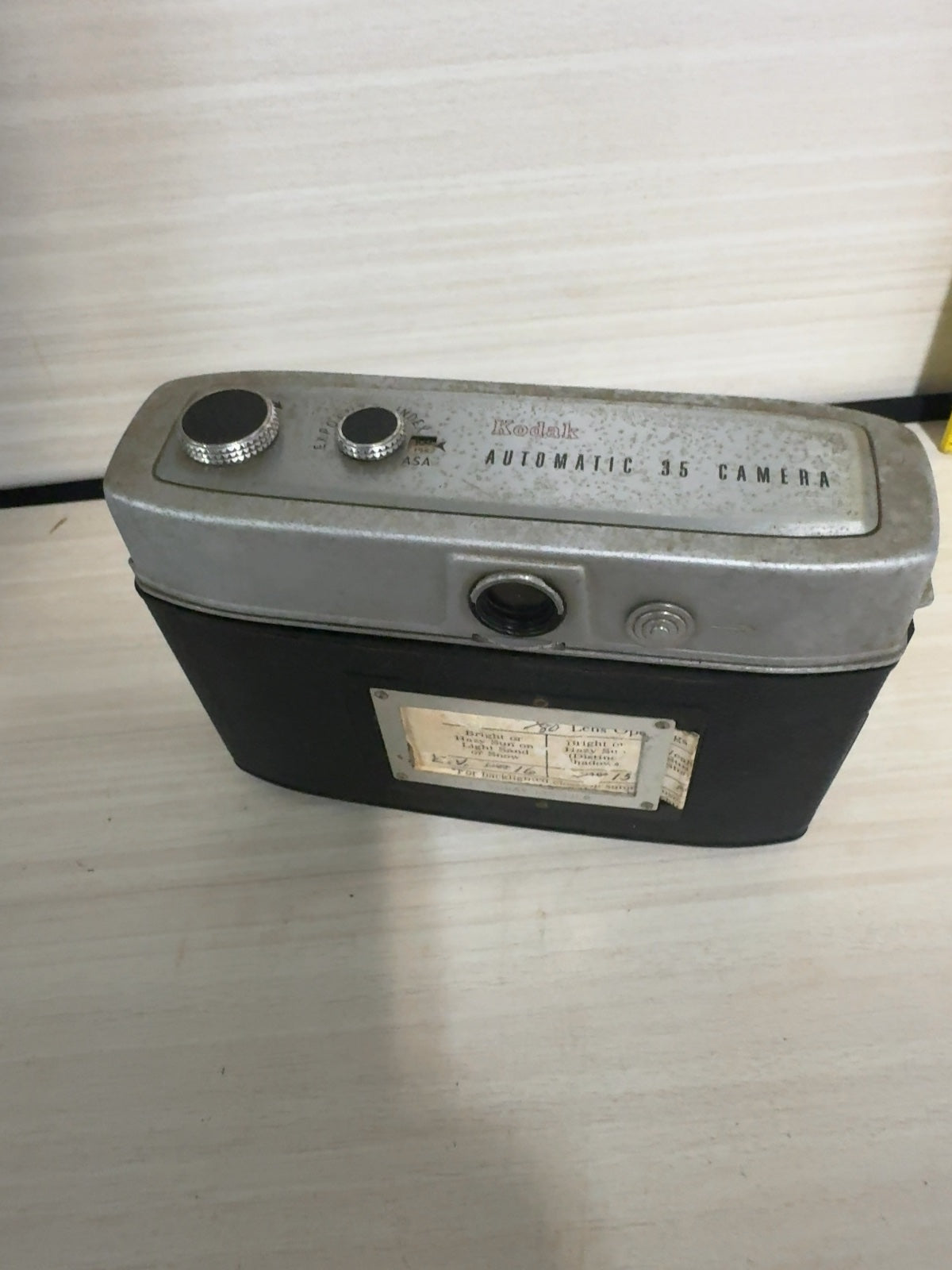 Kodak Automatic 35 Camera Ektanar 44mm f/2.8 Synchro 80 Shutter Untested