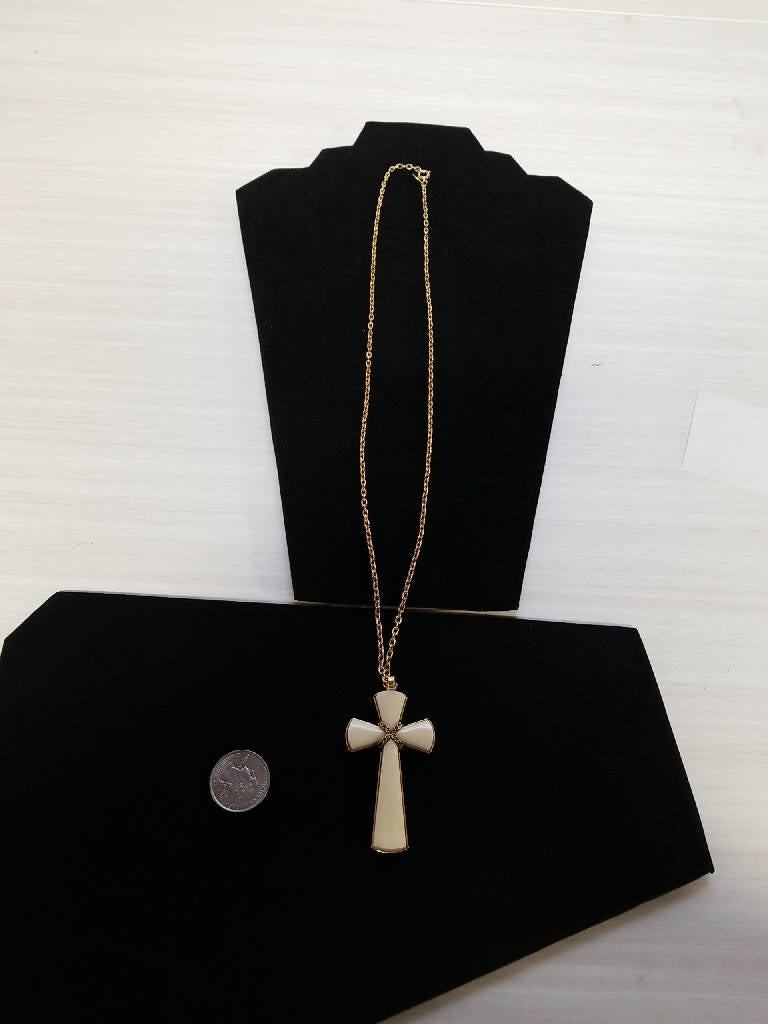 Stunning Vintage Gold Tone Cross Necklace with Cream Enamel Pendant