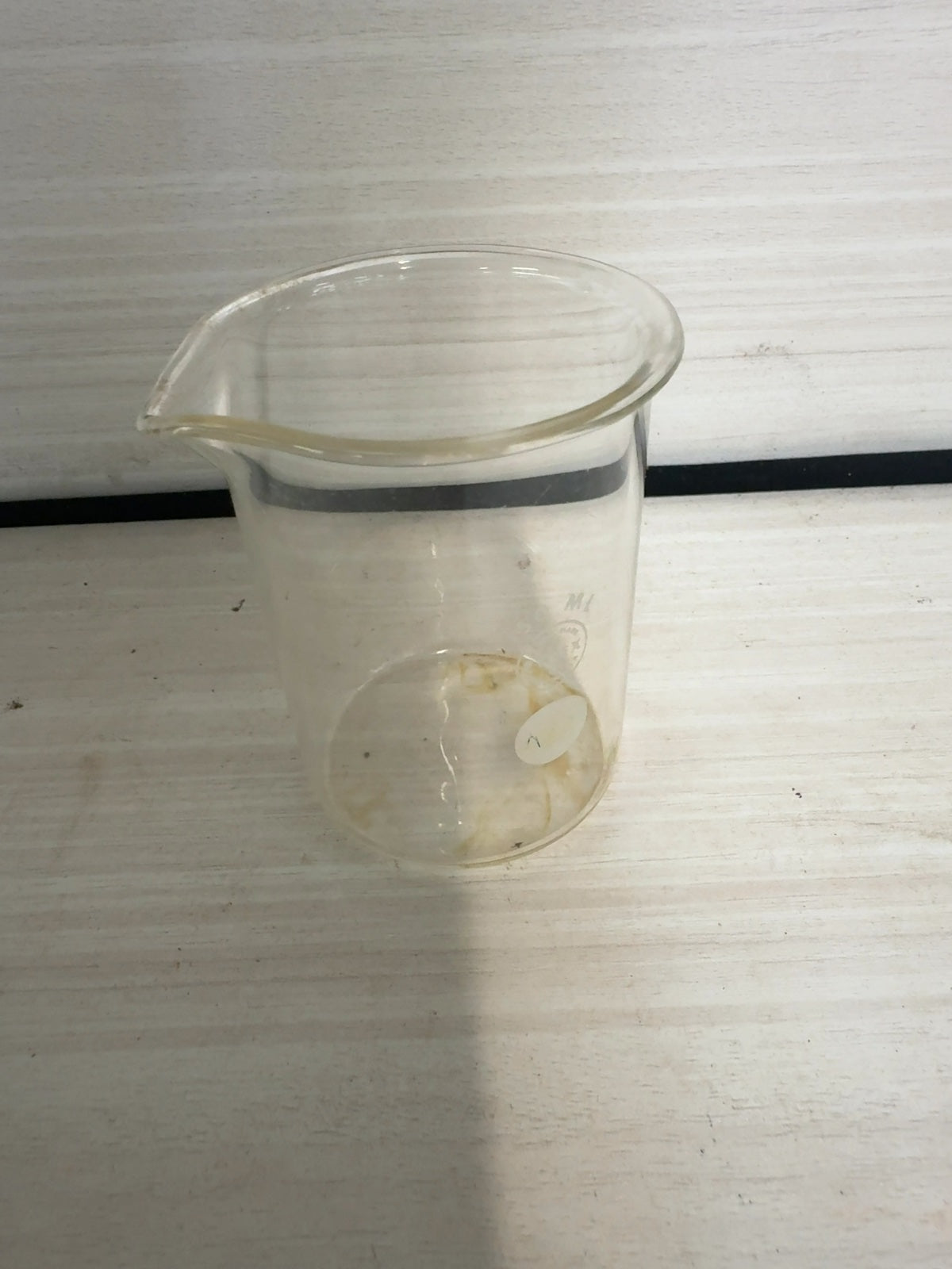 Glass Laboratory Beaker 150 mL Low Form with Spout