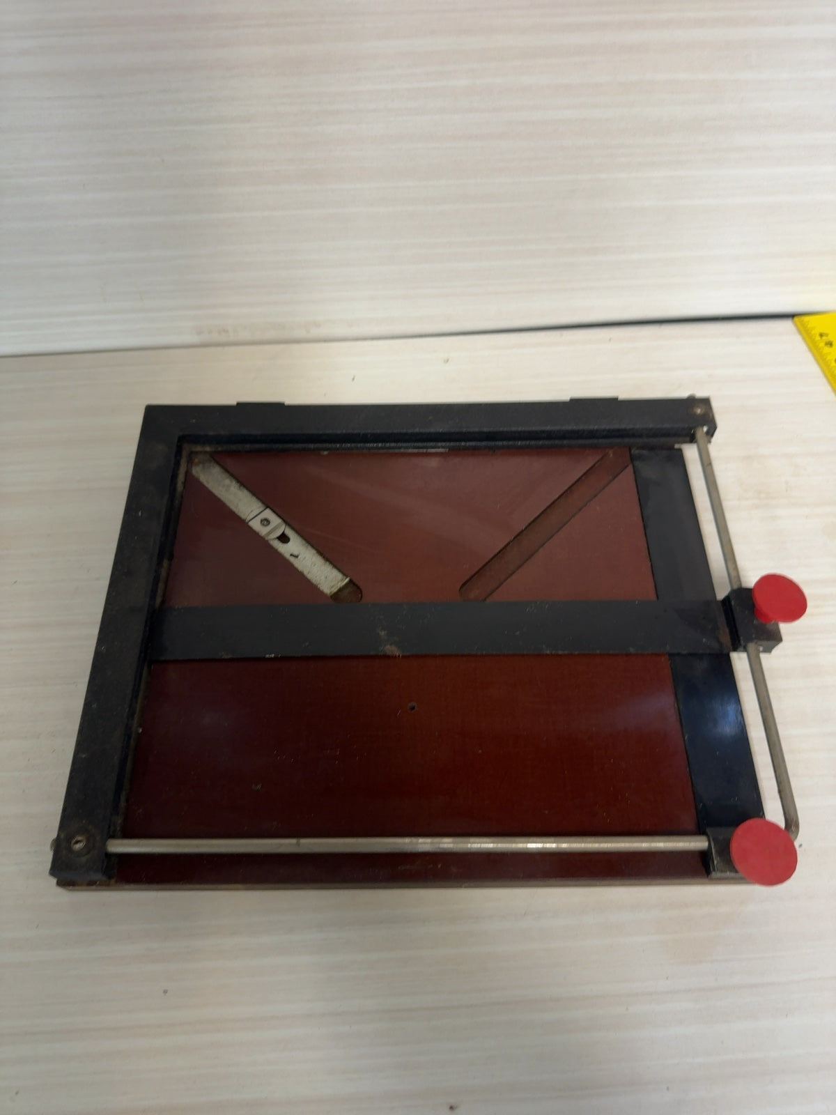 Vintage Darkroom Enlarging Printing Easel with Adjustable Border Guides