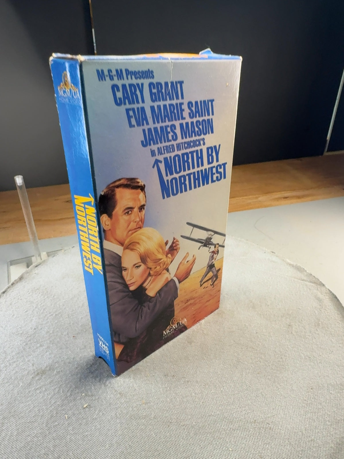 North by Northwest (VHS, 1959) Cary Grant Eva Marie Saint MGM/UA Very Good