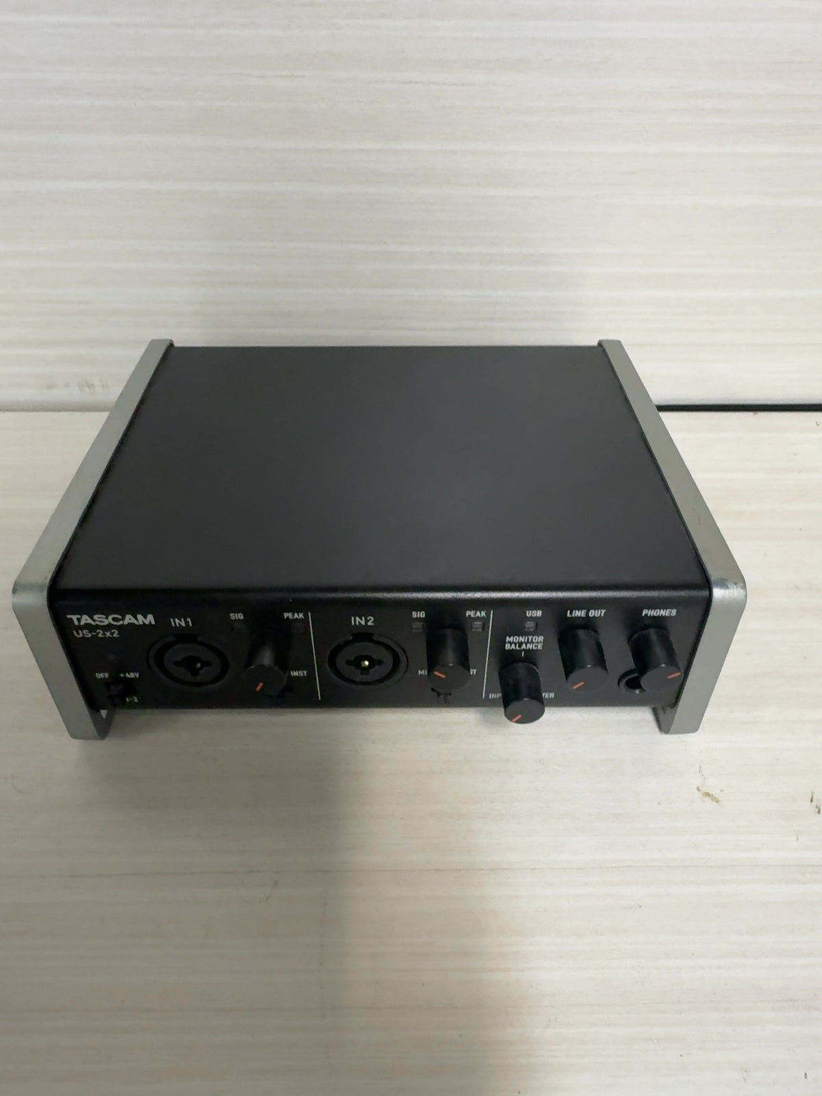 Audio Interface TASCAM US2X2 USB MIDI