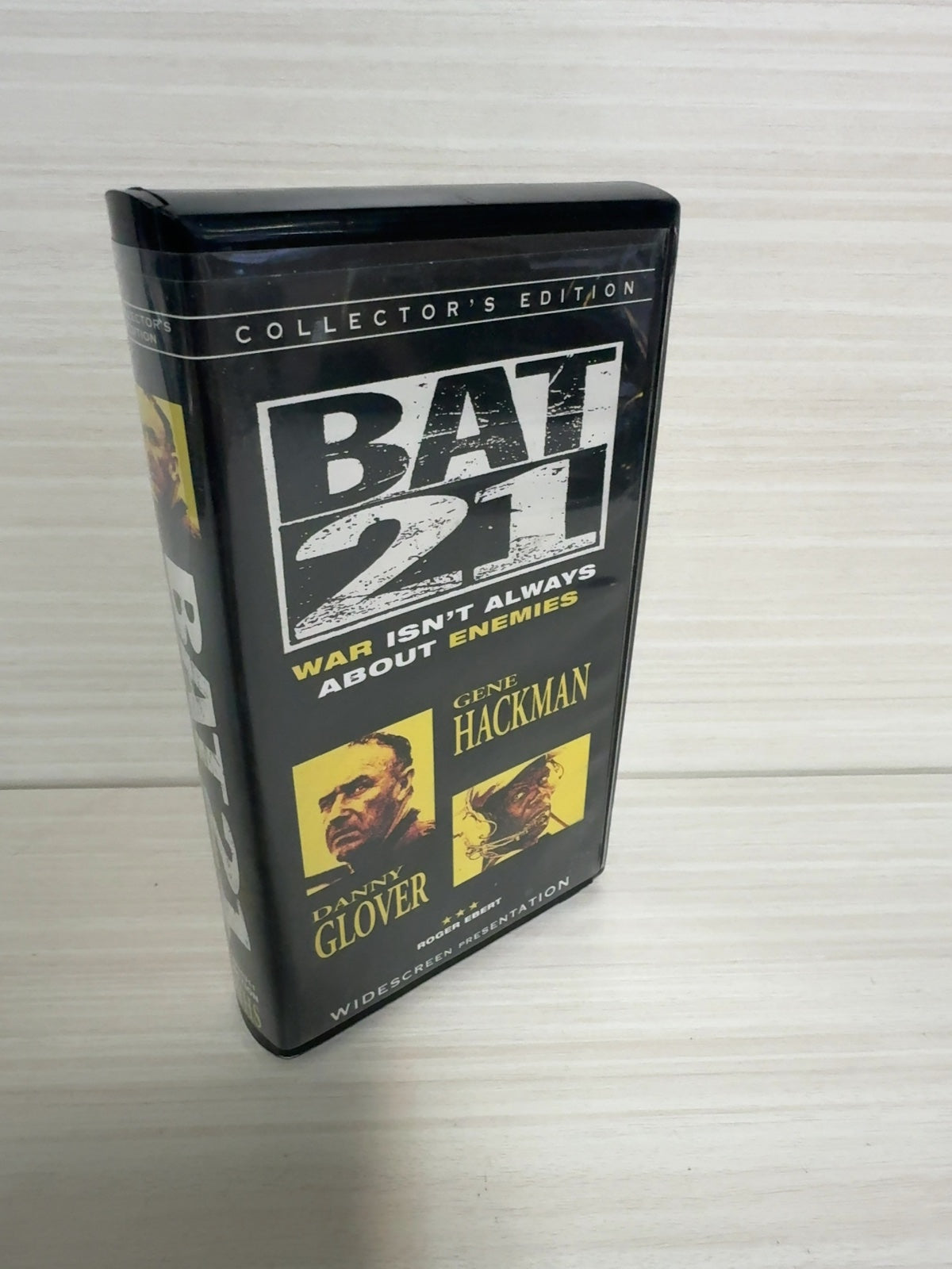 Bat*21 (VHS, 1988) Gene Hackman Danny Glover TriStar Pictures Very Good