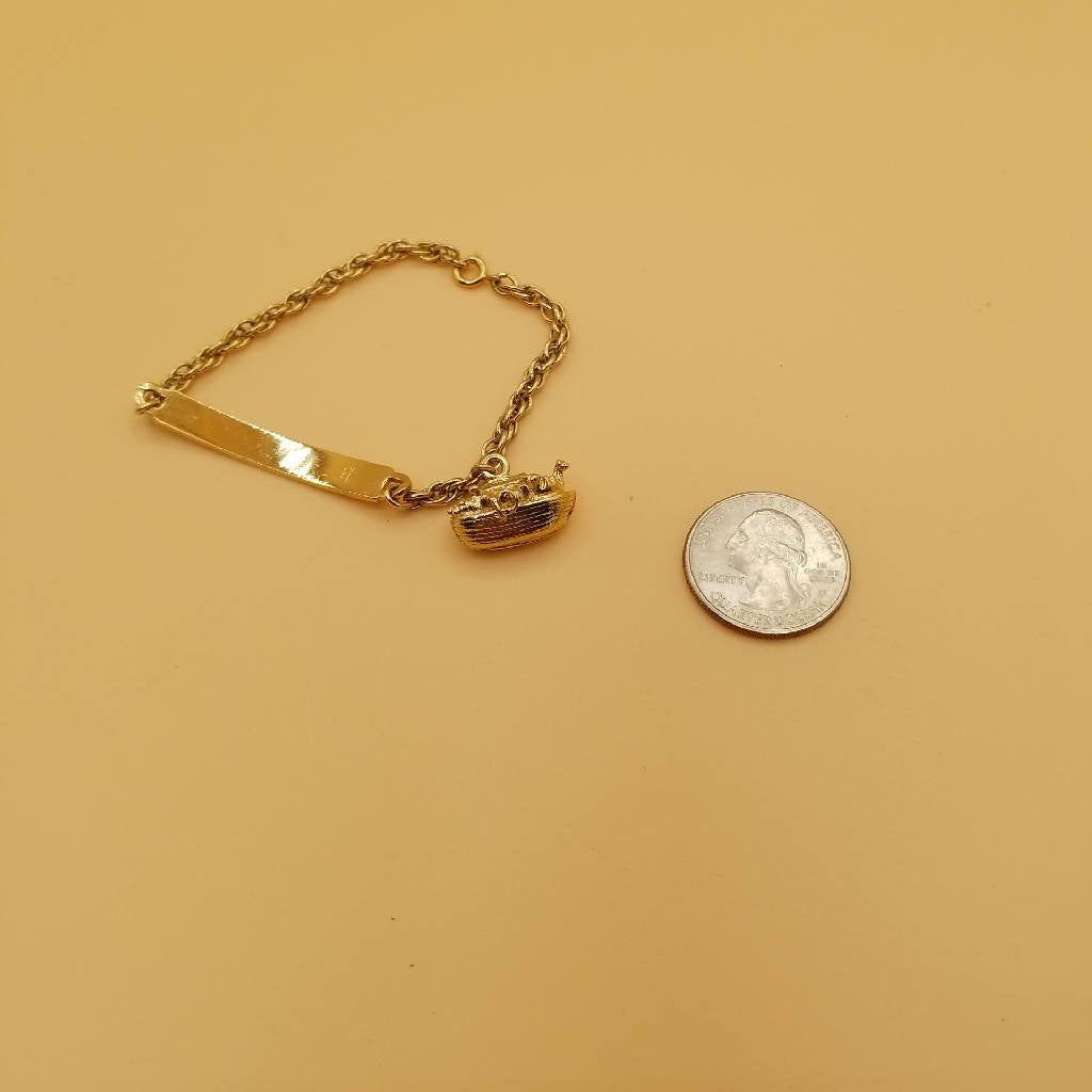 Charming Noah's Ark Bracelet, Gold Tone Chain, Collectible Piece