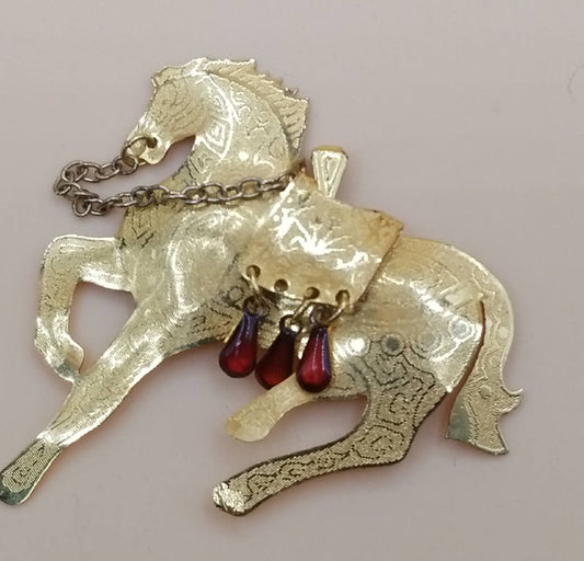 Stunning Vintage Horse Brooch with Red Teardrop Charms