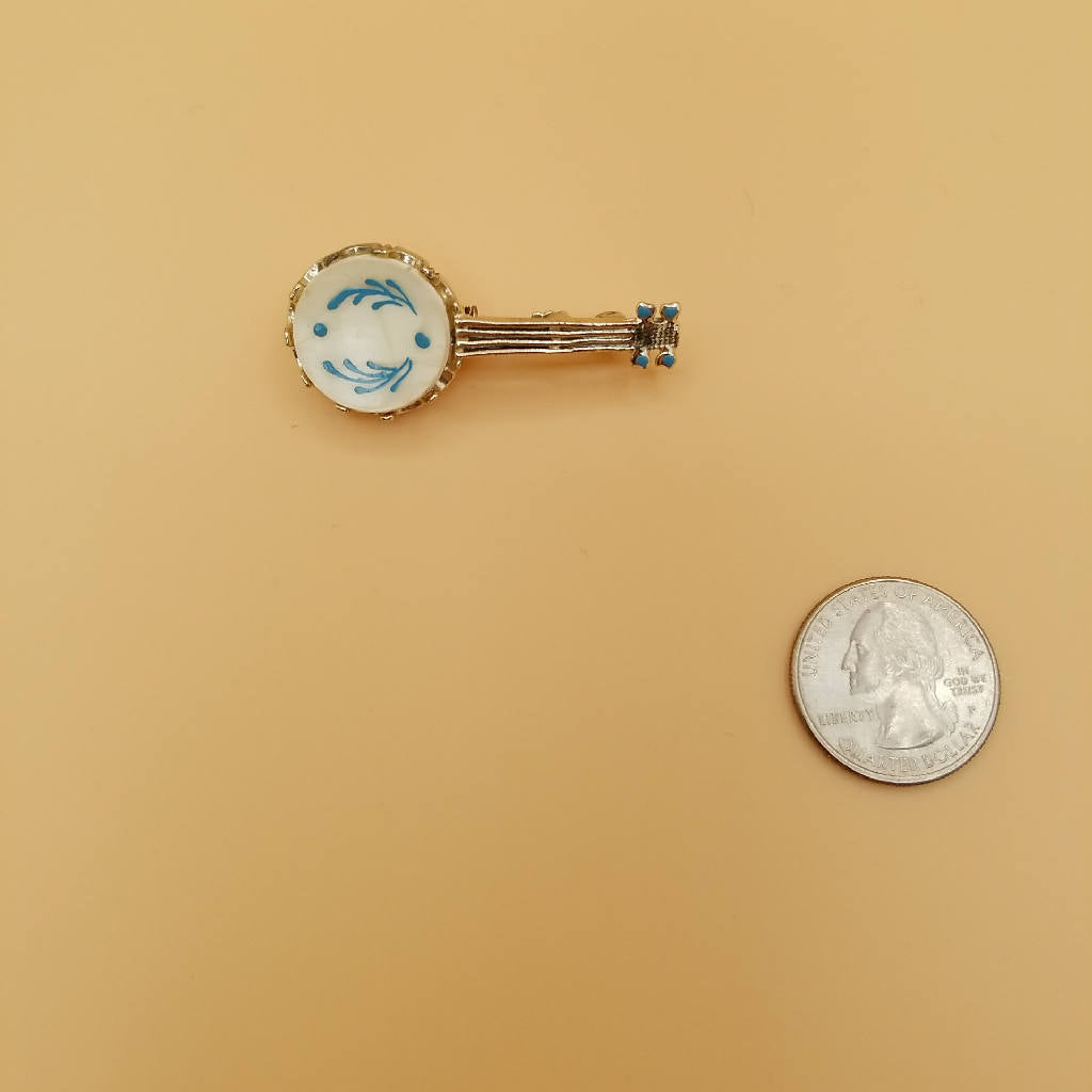 Stunning Vintage Banjo Brooch with Blue Accents