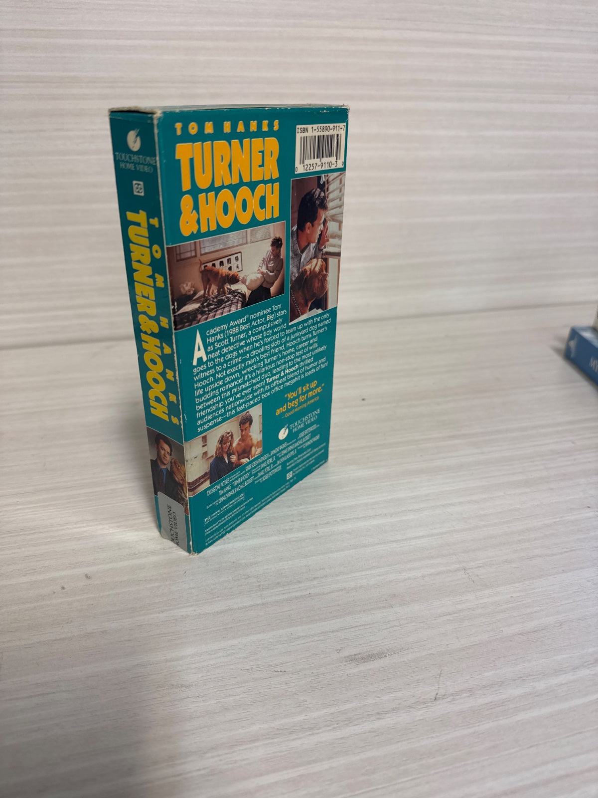Turner and Hooch (VHS, 1996) Tom Hanks Meg Ryan Touchstone Home Video Very Good