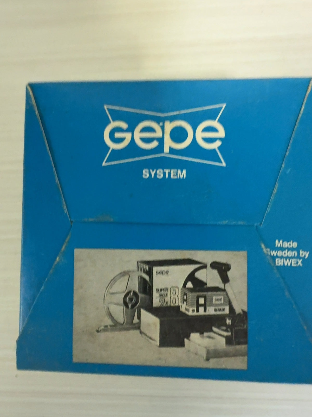 Gepe 135 Film Developing Tank 400cc for 35mm Film with Auto Loading Reel