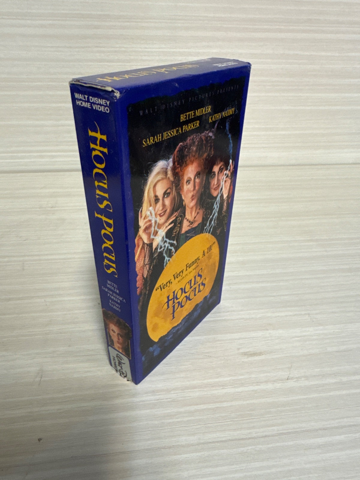 Hocus Pocus (VHS, 1993) Bette Midler Walt Disney Home Video Very Good