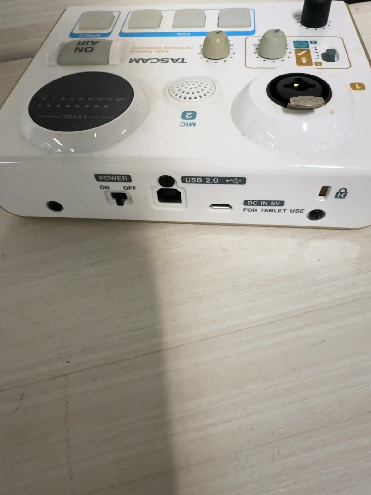 Tascam US-32 MiniStudio USB Podcasting Studio