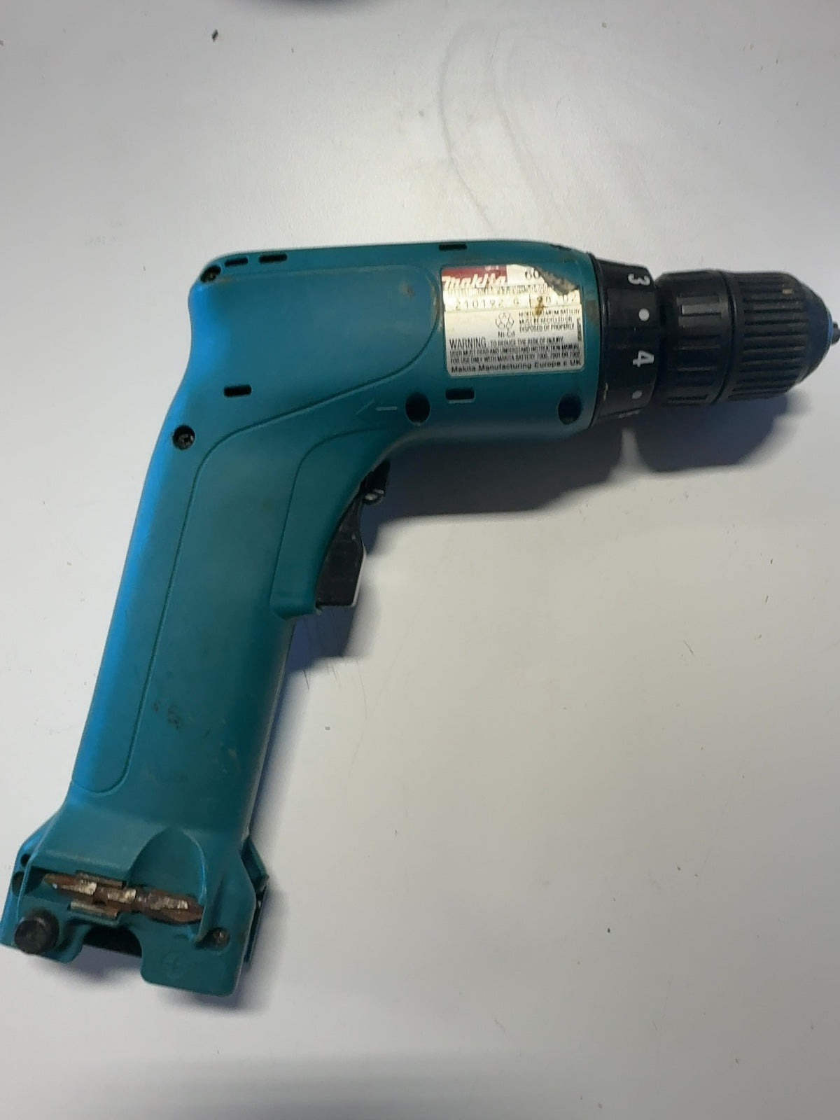 Makita 6095D 7.2V Cordless Drill Driver 3/8" - Bare Tool For Parts