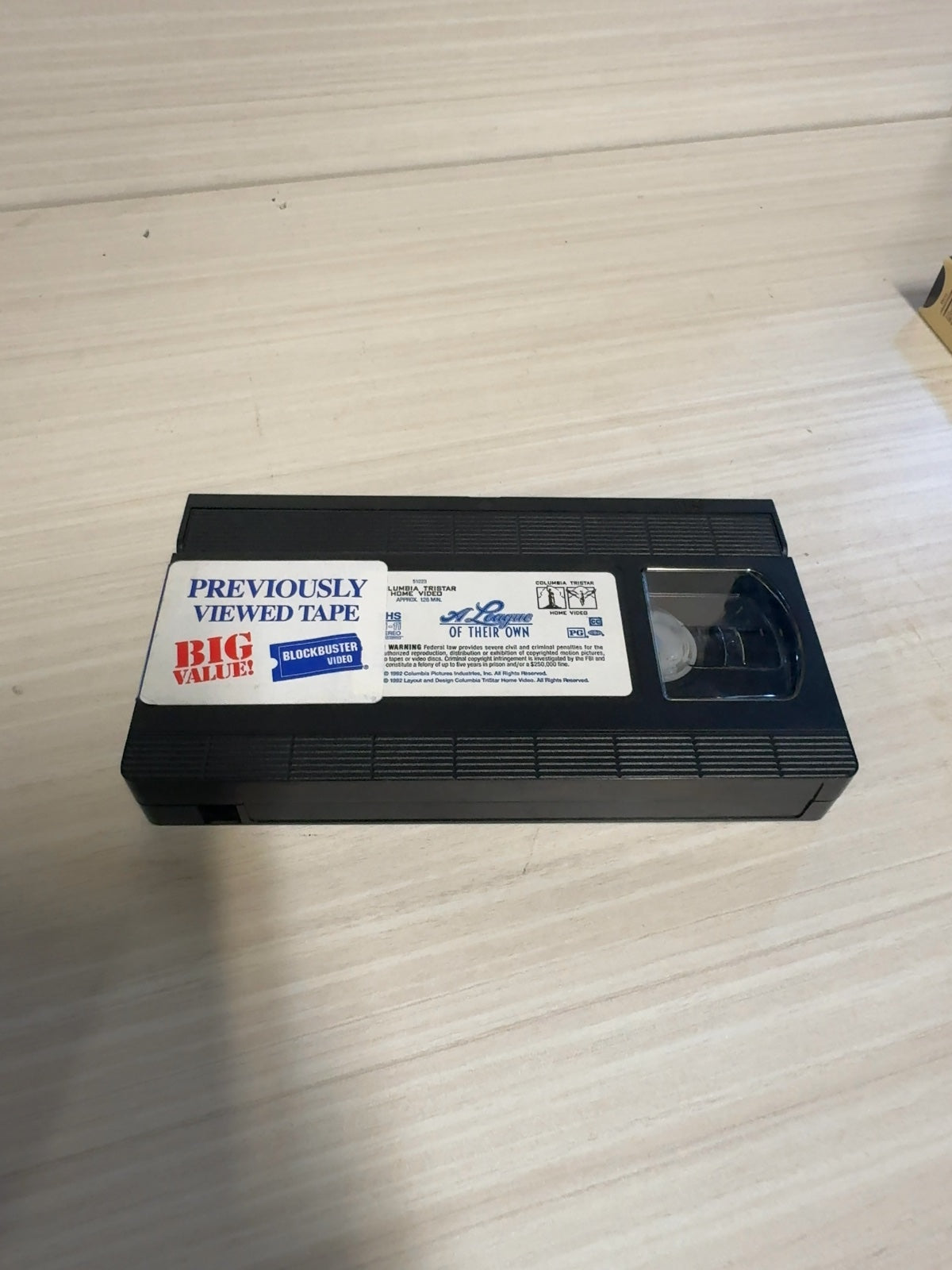 A League of Their Own (VHS, 1992) Tom Hanks Madonna Columbia TriStar Acceptable