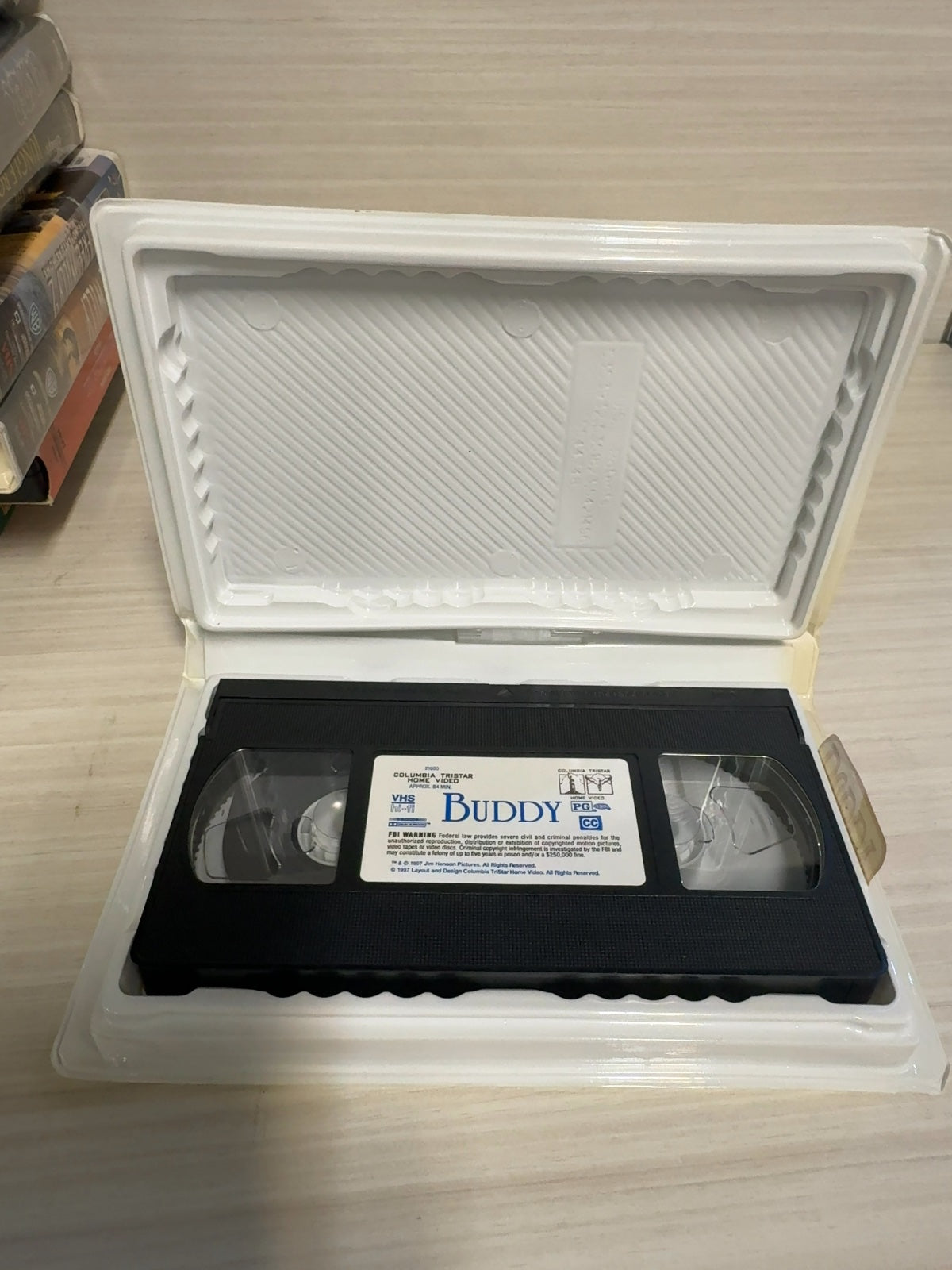 Buddy (VHS, 1997) Rene Russo Coltrane Cumming Columbia TriStar New