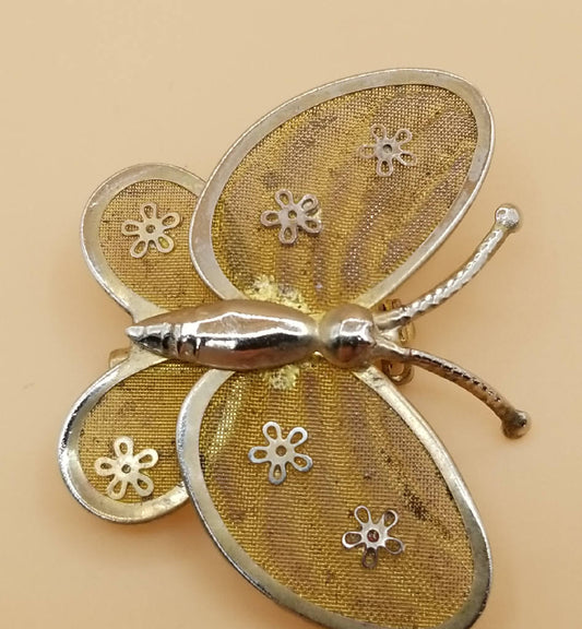 Stunning Vintage-inspired Butterfly Brooch Pin in Gold Tone