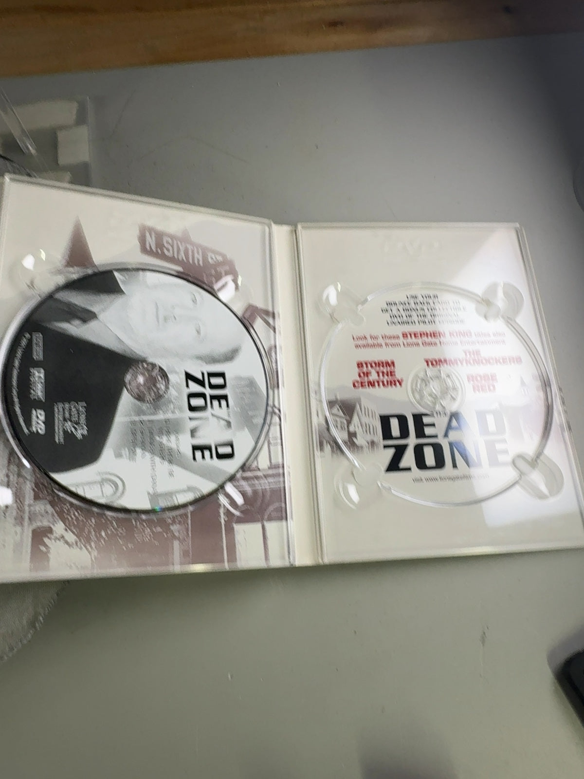 The Dead Zone (DVD, 2002) Season 1 Very Good Anthony Michael Hall USA Network