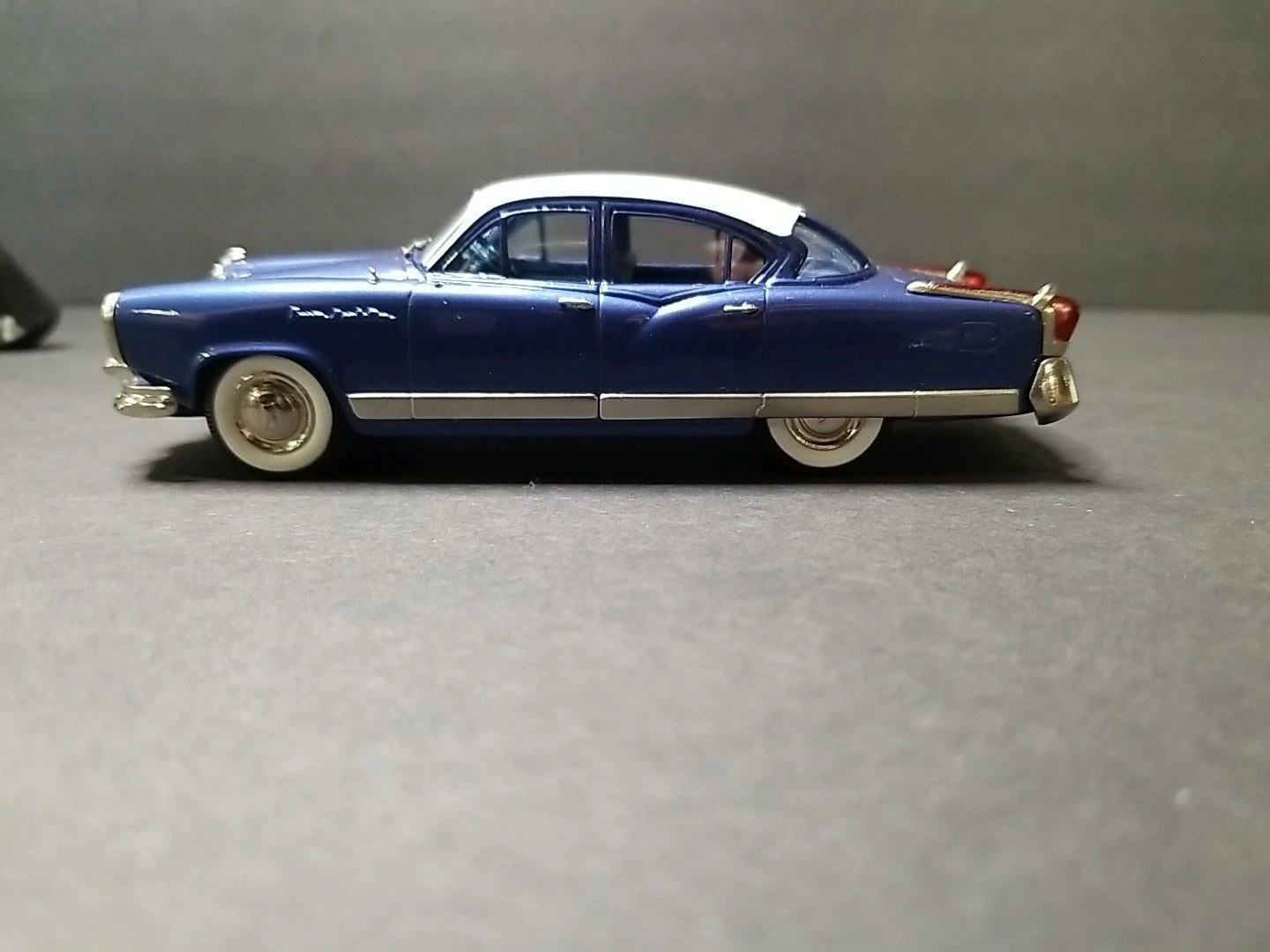 Brooklin Models 1954 Kaiser Manhattan — 1:43 Diecast (BRK 29c, Boxed)