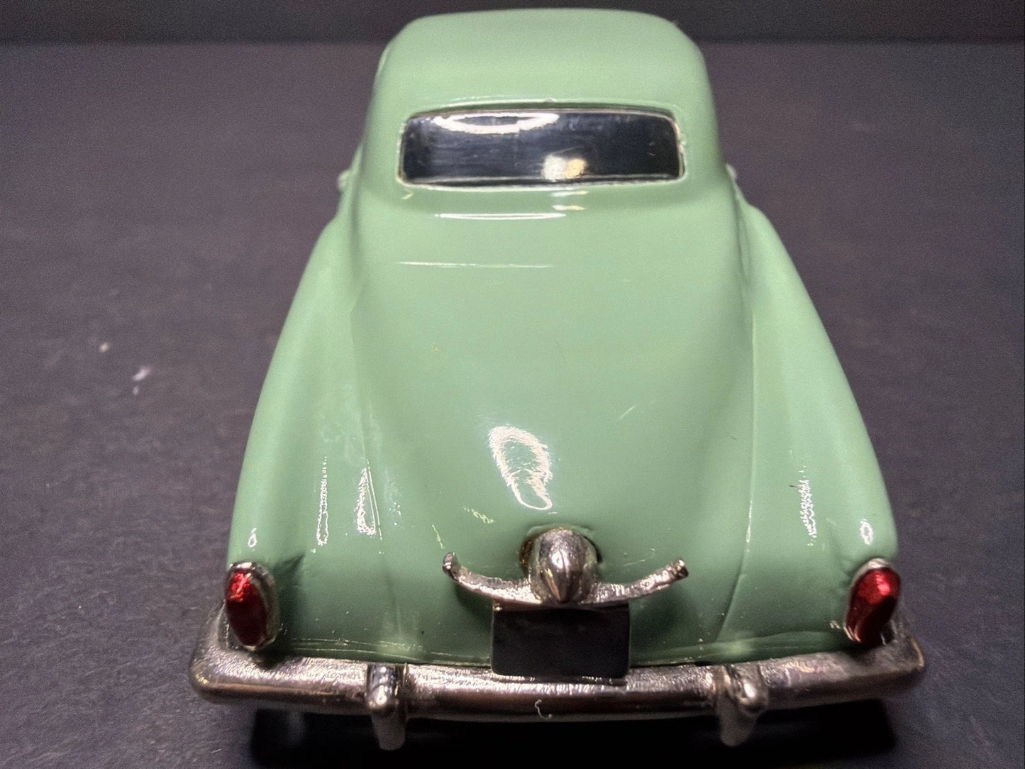 American Classics 1951 Studebaker Commander Coupe — 1:43 Diecast (FTA3)