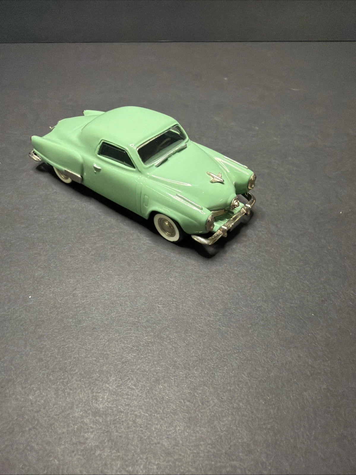 American Classics 1951 Studebaker Commander Coupe — 1:43 Diecast (FTA3)