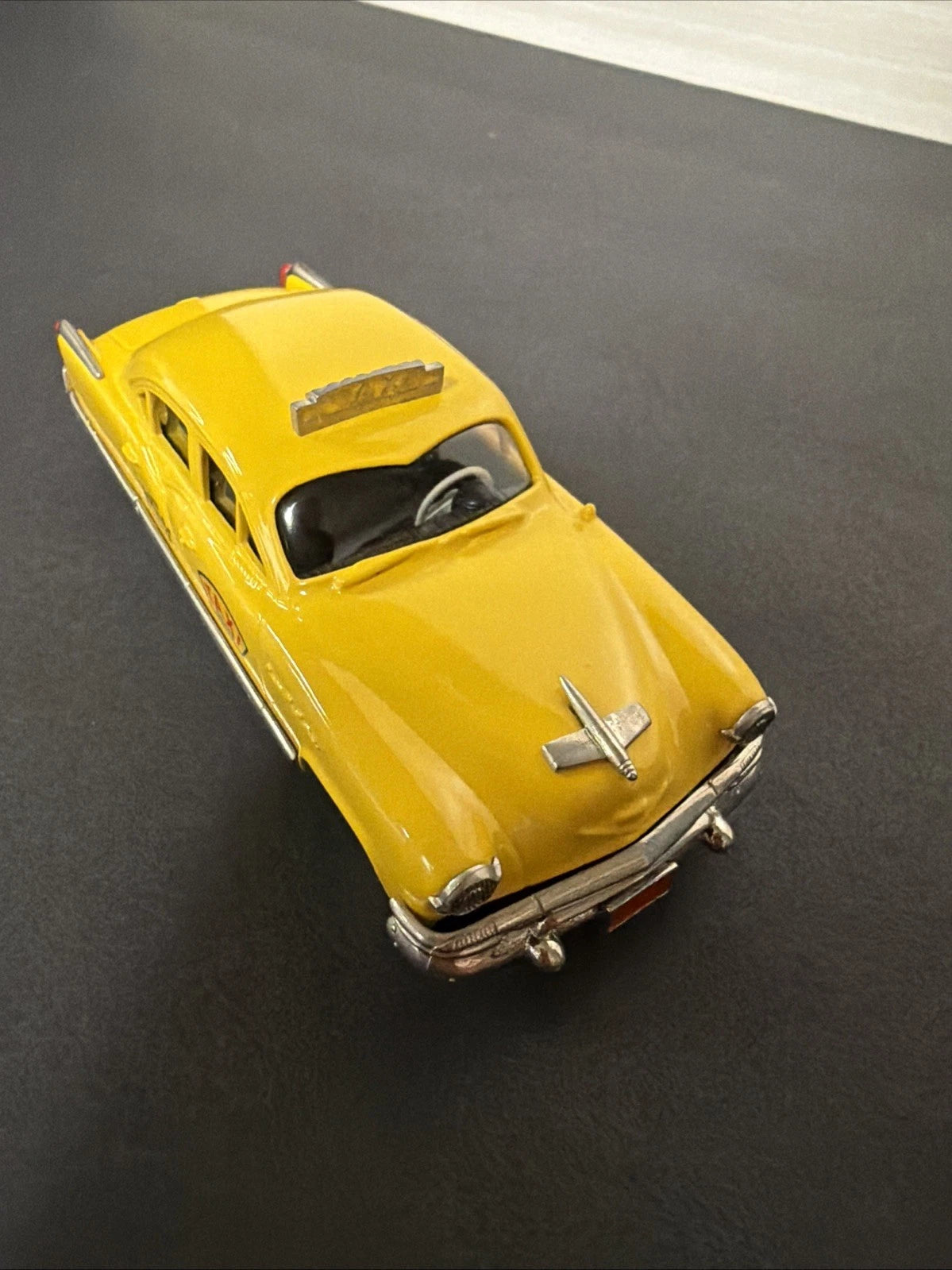 Brooklin Models 1953 Kaiser Manhattan Taxi — 1:43 Diecast (BRK 29X, Boxed)