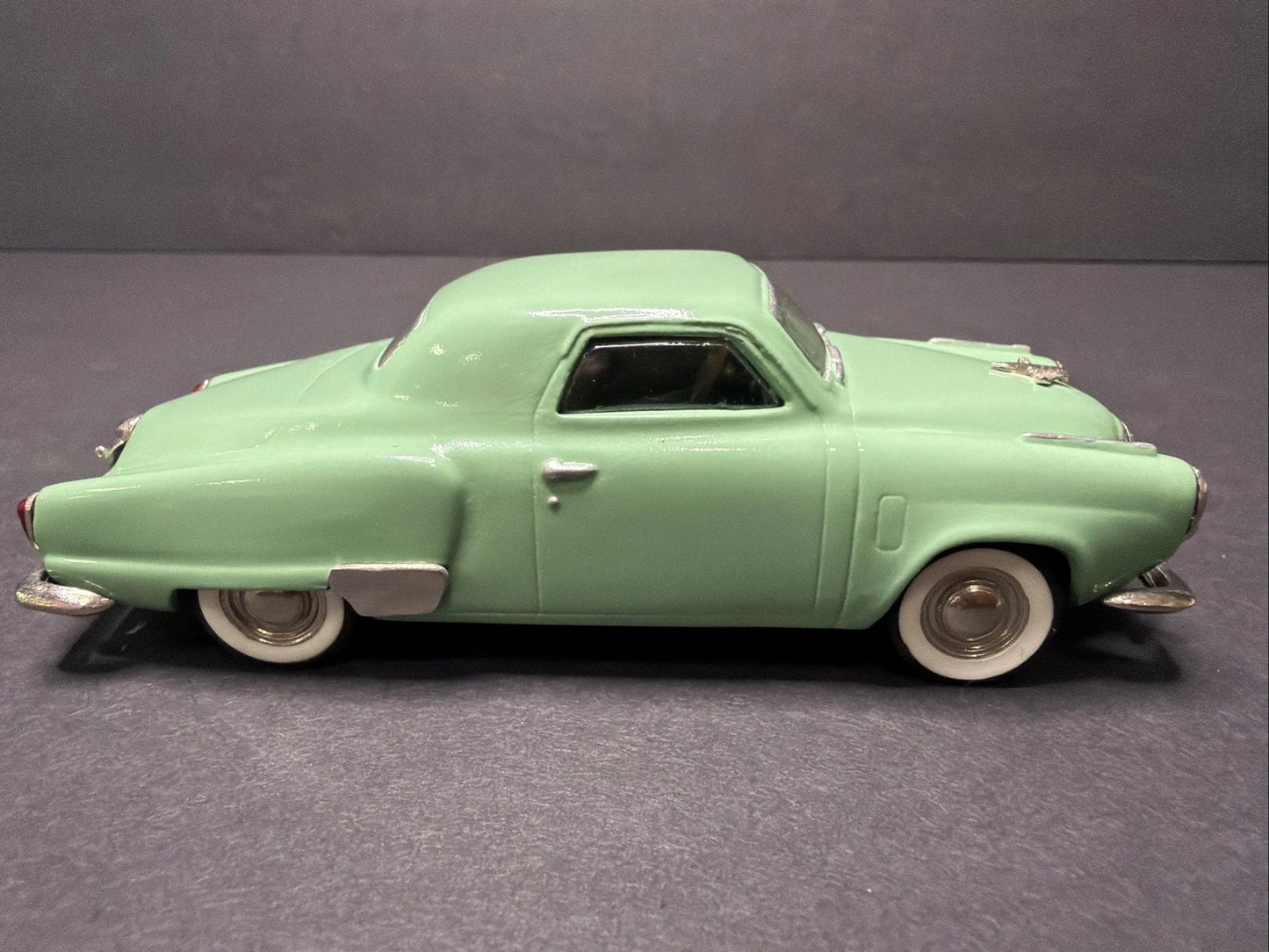 American Classics 1951 Studebaker Commander Coupe — 1:43 Diecast (FTA3)