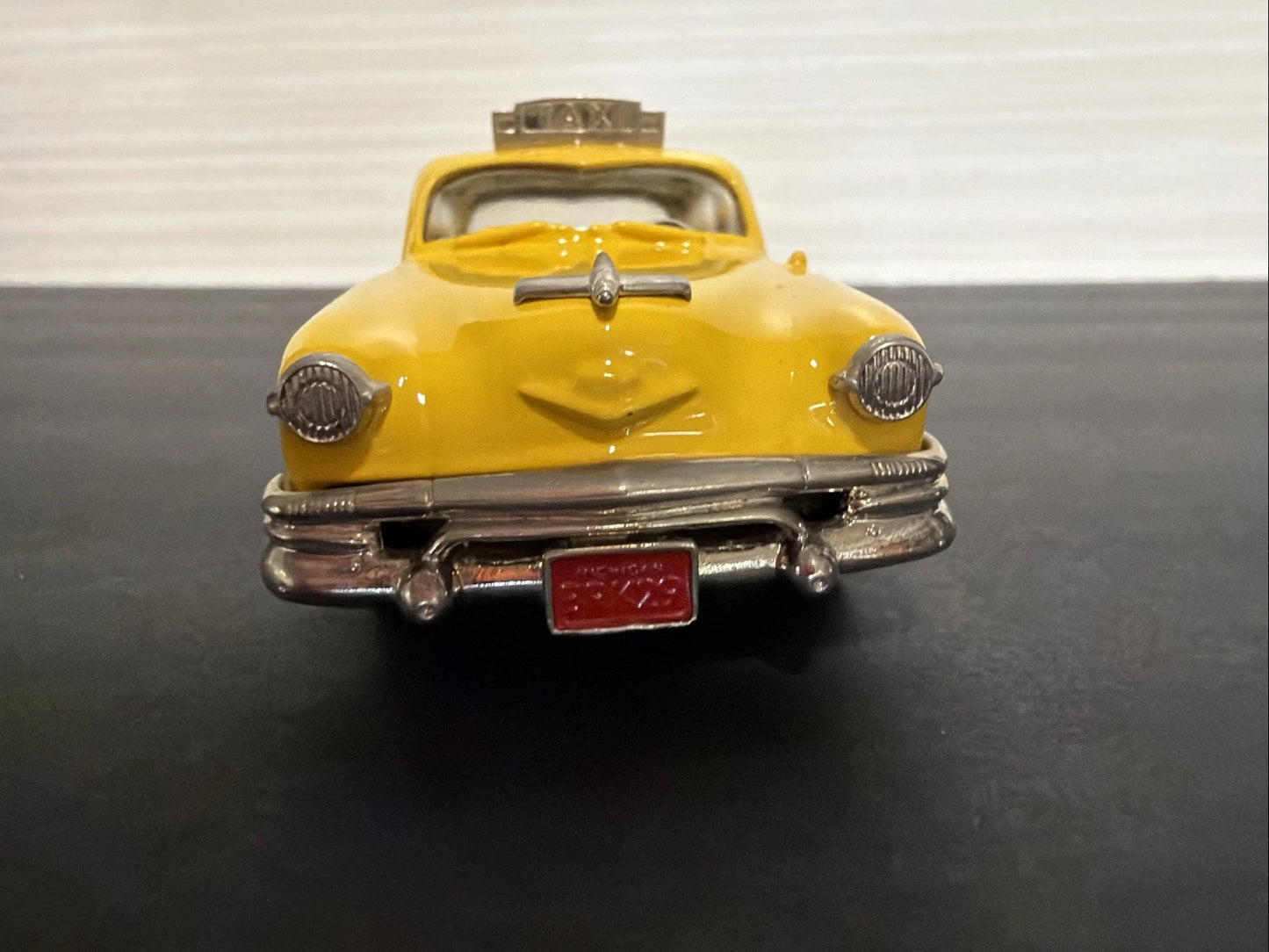 Brooklin Models 1953 Kaiser Manhattan Taxi — 1:43 Diecast (BRK 29X, Boxed)
