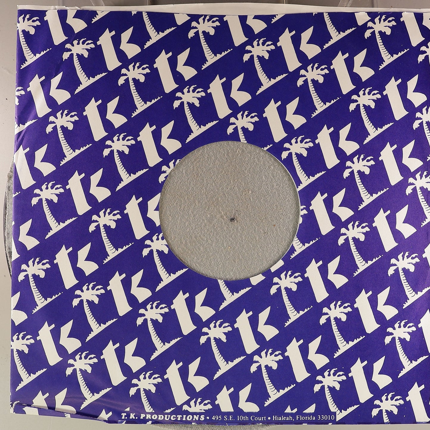 Inner Sleeve Front [inner_sleeve_front]
