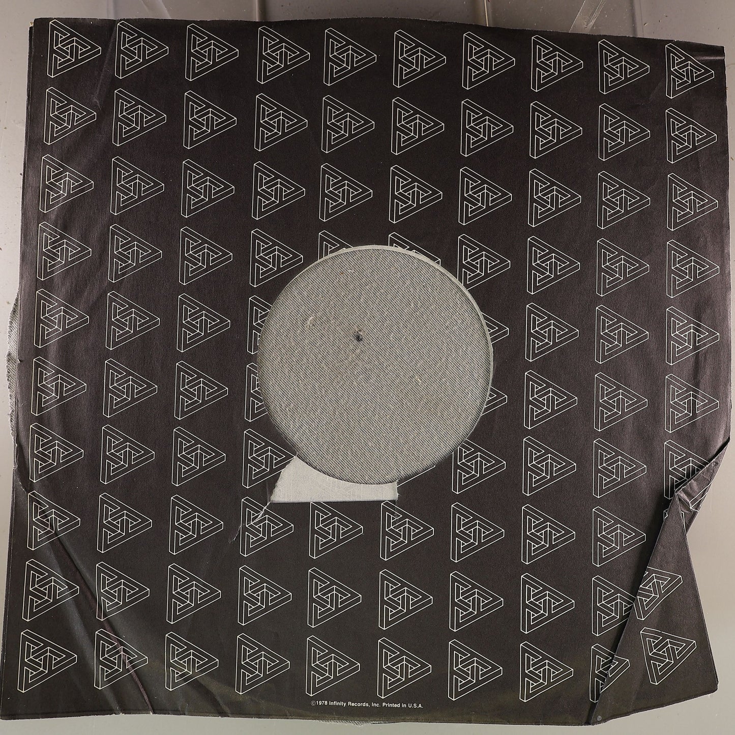 Inner Sleeve Front [inner_sleeve_front]